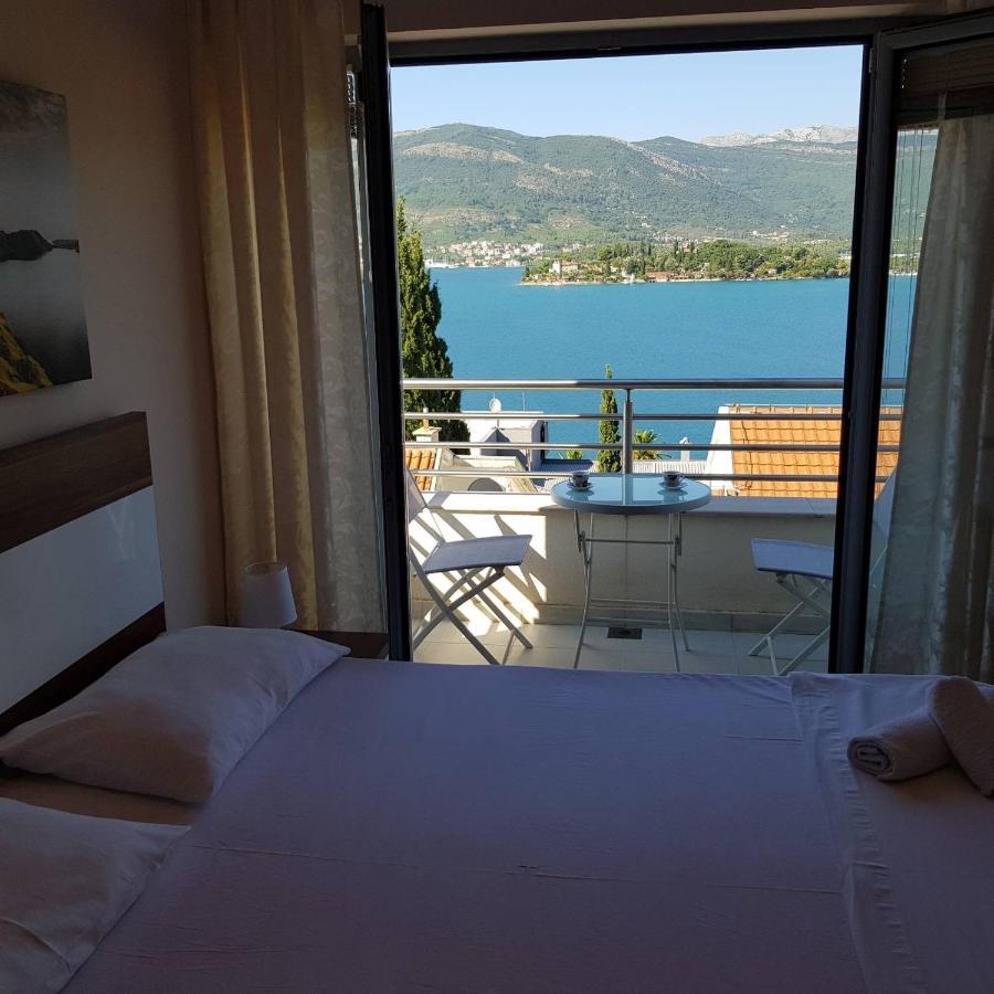 Apartmani Jelena Tivat Bagian luar foto