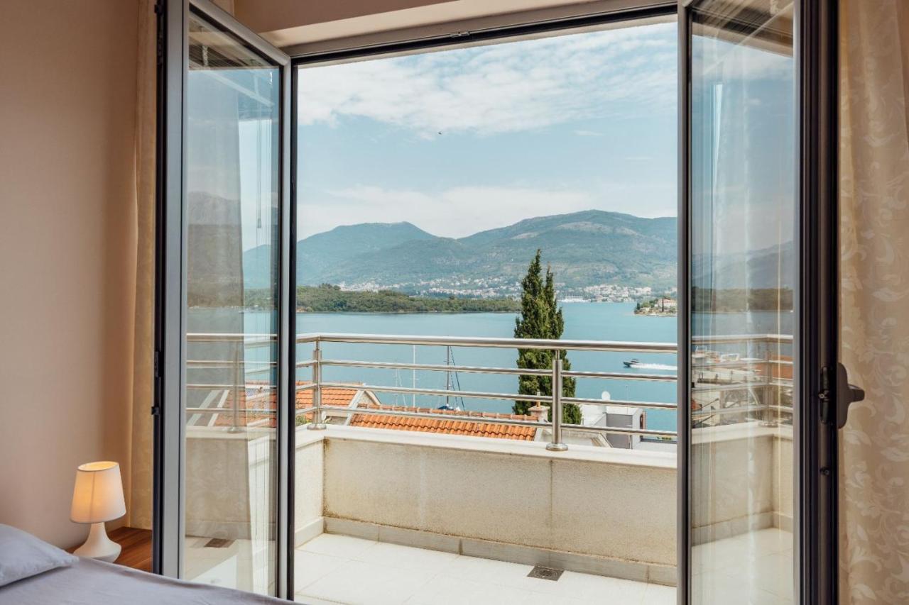 Apartmani Jelena Tivat Bagian luar foto